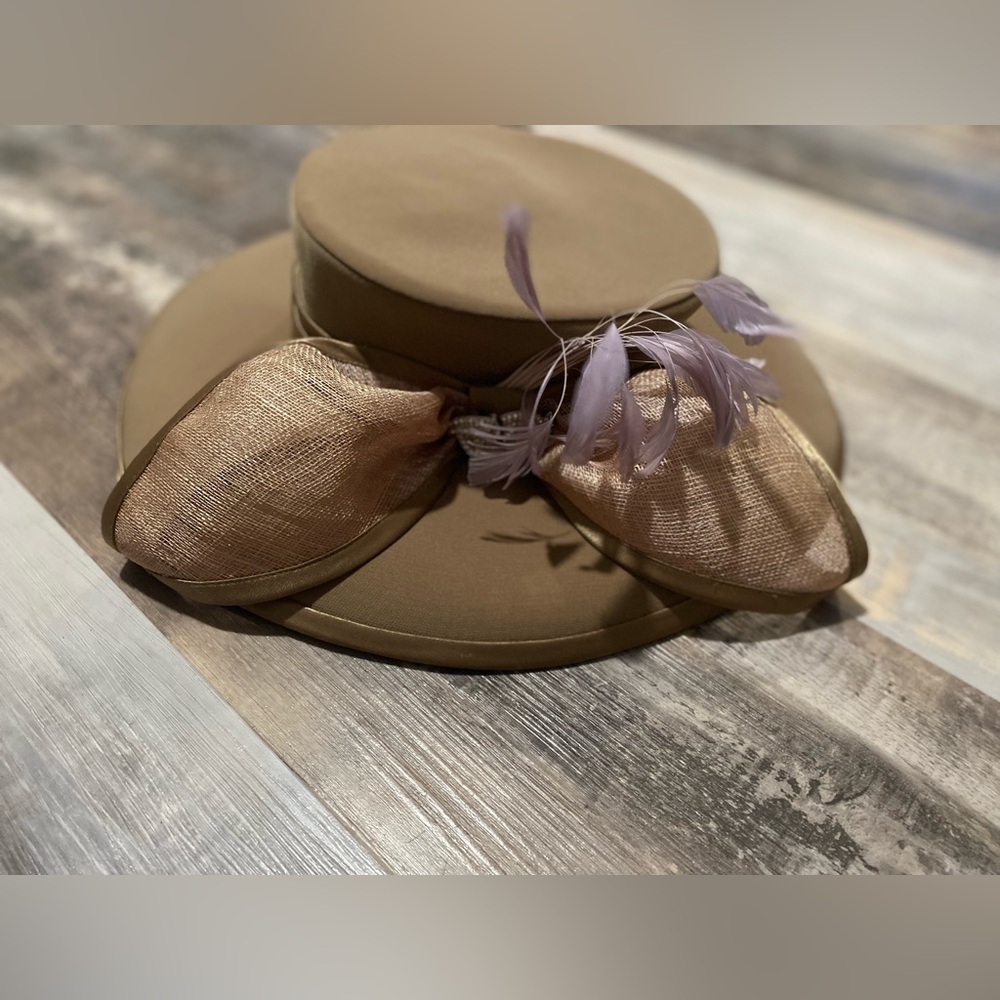 Aussie Austine womens hat